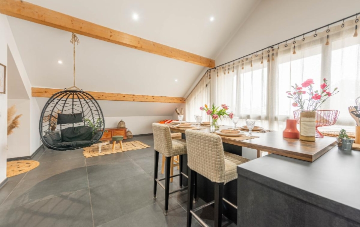 5 Pièces BALLAISON (74140)  145 m2 449 500 € 