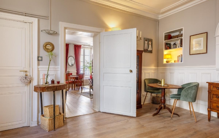 4 Pièces VERSAILLES (78000)  73 m2 473 000 € 