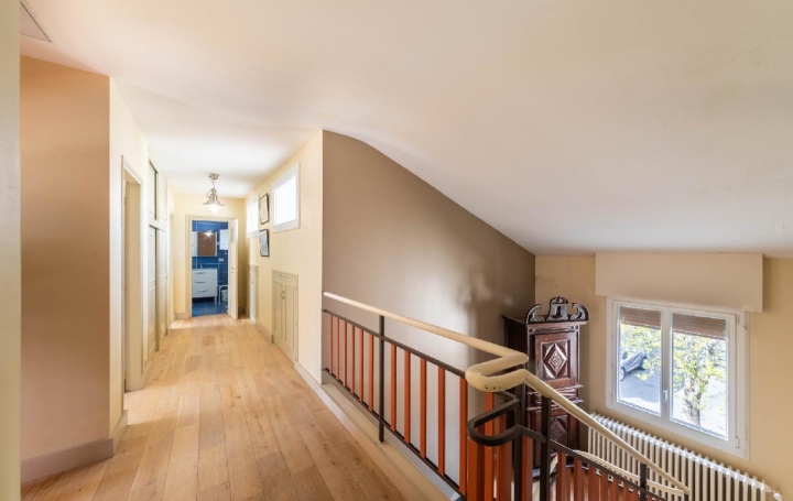 Maison MOISSAC (82200)  180 m2 225 000 € 