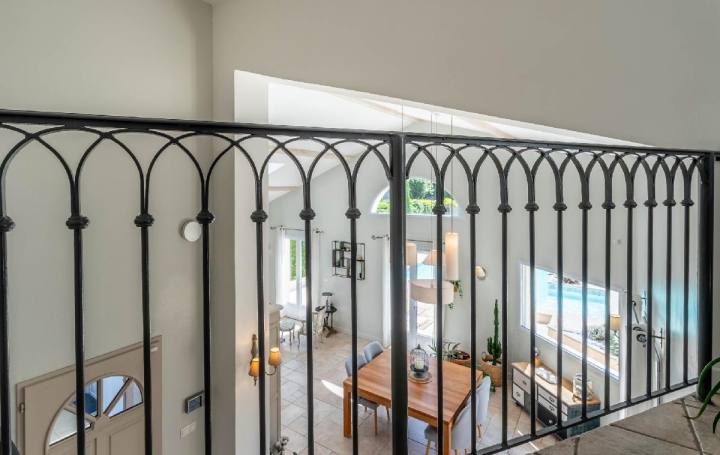 Maison CHAPONOST (69630)  176 m2 897 000 € 