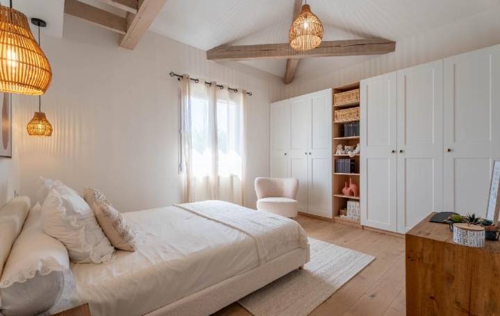 Maison CHAPONOST (69630)  176 m2 897 000 € 