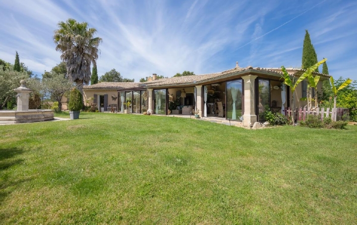 Maison / Villa VAISON-LA-ROMAINE (84110) 250 m<sup>2</sup> 1 350 000 € 