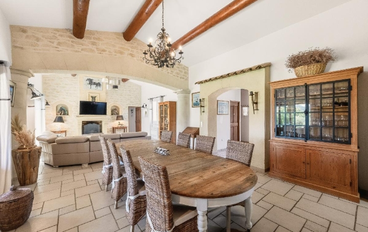 Maison VAISON-LA-ROMAINE (84110)  250 m2 1 350 000 € 