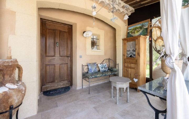 Maison VAISON-LA-ROMAINE (84110)  250 m2 1 350 000 € 