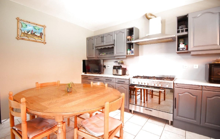 Maison MARIN (74200)  197 m2 569 000 € 