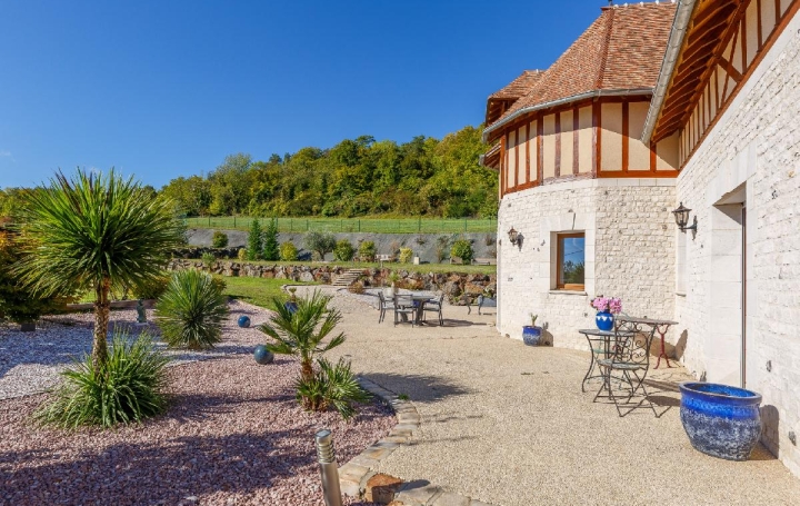 Maison PACY-SUR-EURE (27120)  267 m2 775 000 € 