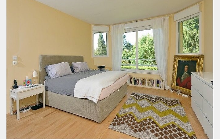 Maison SAINT-GENIS-POUILLY (01630)  190 m2 895 000 € 