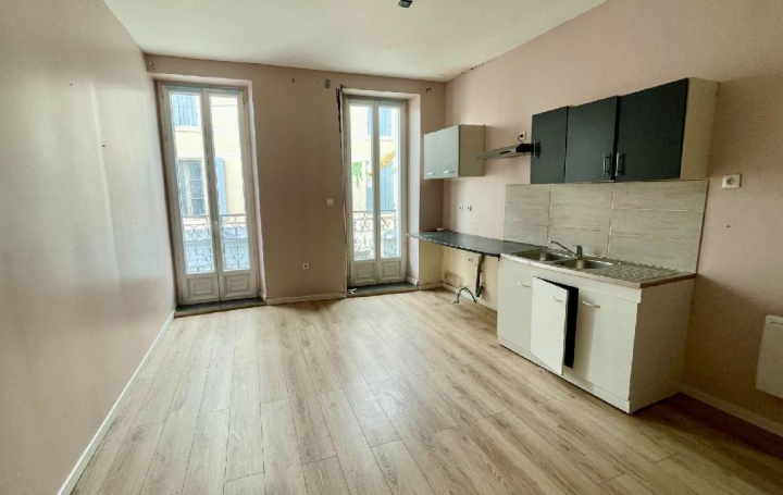 Immeuble LESPARRE-MEDOC (33340)  125 m2 179 500 € 