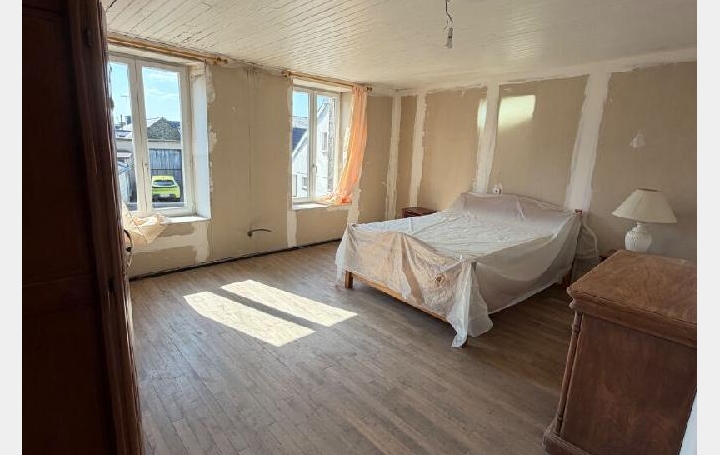 Maison CREDIN (56580)  150 m2 239 000 € 