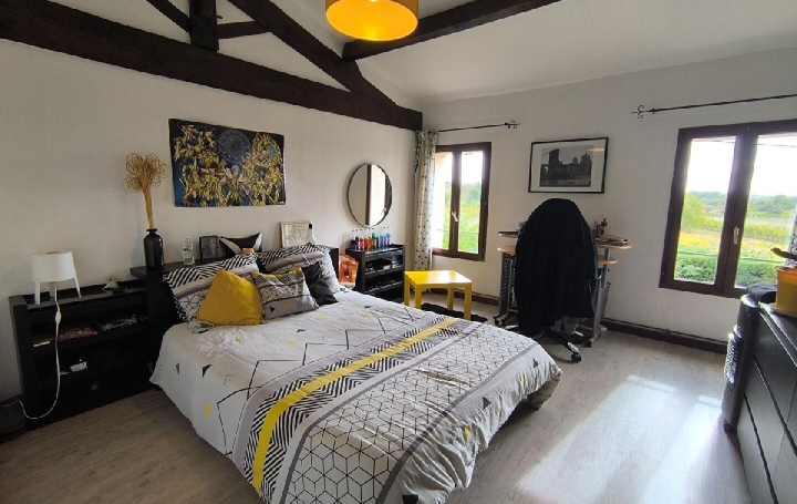 Maison CASTILLON-LA-BATAILLE (33350)  338 m2 440 000 € 