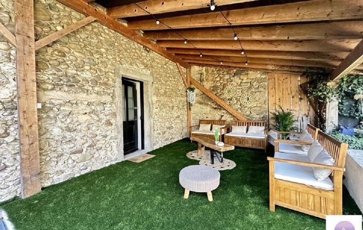 Maison / Villa SAINT-JUST-DE-CLAIX (38680) 265 m<sup>2</sup> 349 000 € 