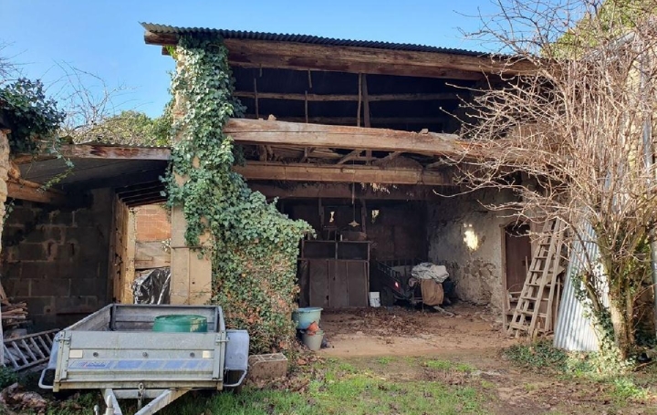 Maison GENISSIEUX (26750)  188 m2 450 000 € 