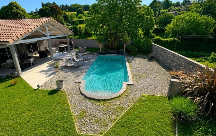 Maison SAINT-LATTIER (38840)  122 m2 370 000 € 