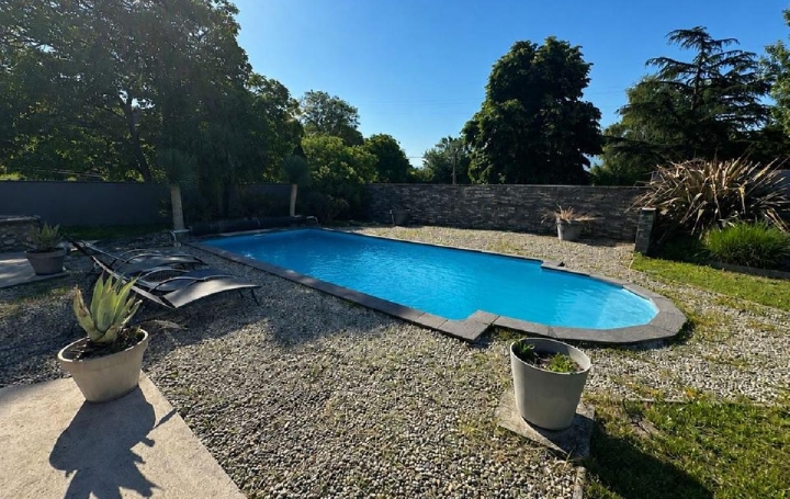 Maison SAINT-LATTIER (38840)  122 m2 370 000 € 