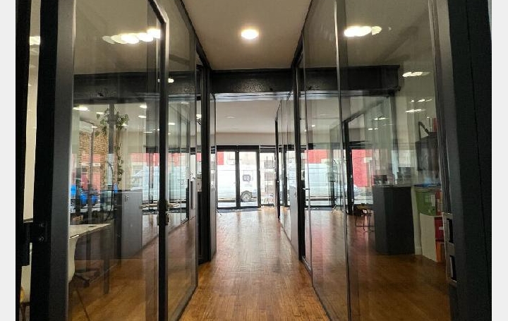 Local commercial NANTES (44000)  15 m2 86 € 