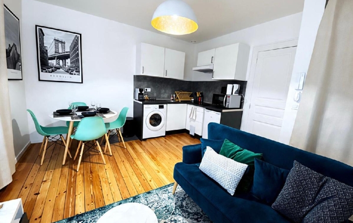 2 Pièces NANTES (44100)  25 m2 670 € 
