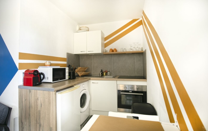 2 Pièces NANTES (44200)  32 m2 144 450 € 