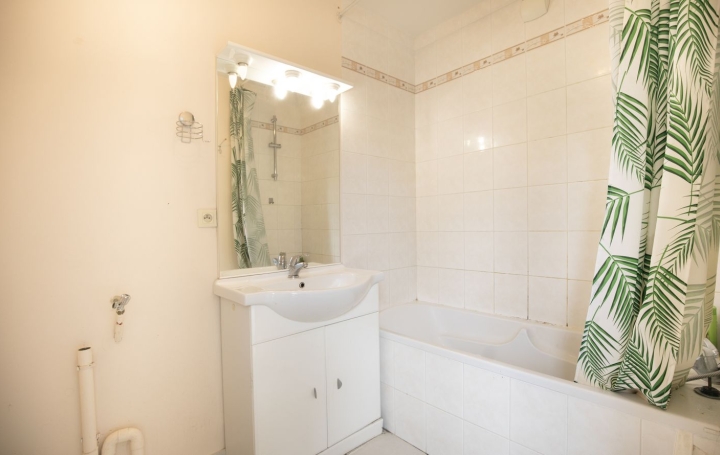 2 Pièces BOUGUENAIS (44340)  45 m2 139 100 € 