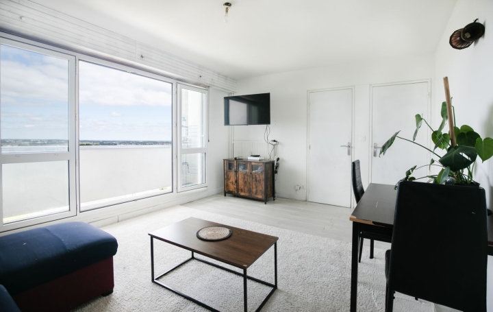 3 Pièces NANTES (44100)  63 m2 141 200 € 