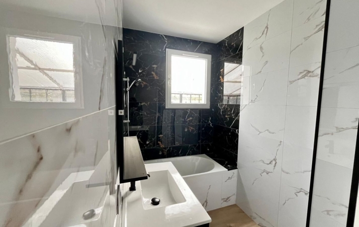 Maison LA TAILLEE (85450)  67 m2 800 € 