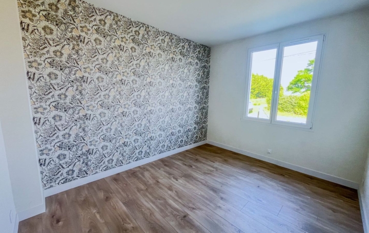 Maison LA TAILLEE (85450)  67 m2 800 € 