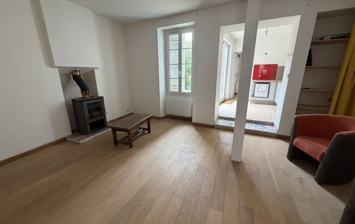 Maison COURCON (17170)  61 m2 135 000 € 