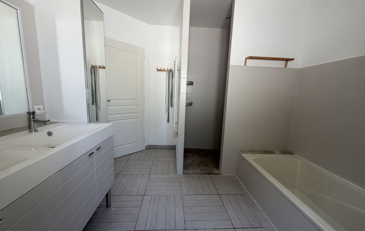 Maison LE GUE-D'ALLERE (17540)  140 m2 299 900 € 