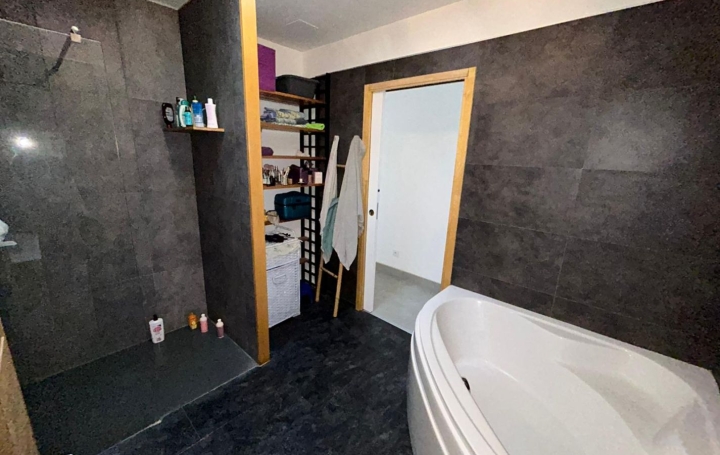 Maison MARANS (17230)  101 m2 299 000 € 
