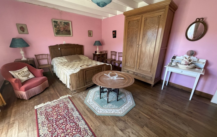 Maison SAINT-HILAIRE-LA-PALUD (79210)  163 m2 149 000 € 