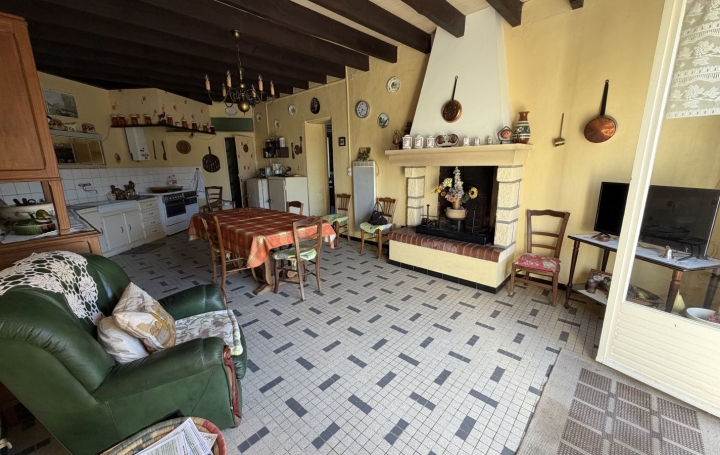 Maison SAINT-HILAIRE-LA-PALUD (79210)  163 m2 149 000 € 