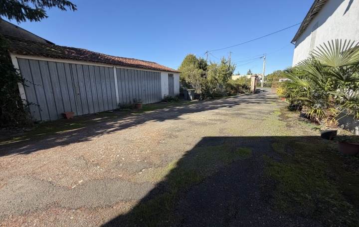 Maison SAINT-HILAIRE-LA-PALUD (79210)  163 m2 149 000 € 