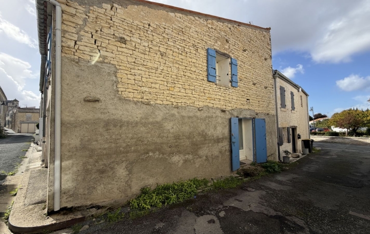 Maison COURCON (17170)  45 m2 109 000 € 