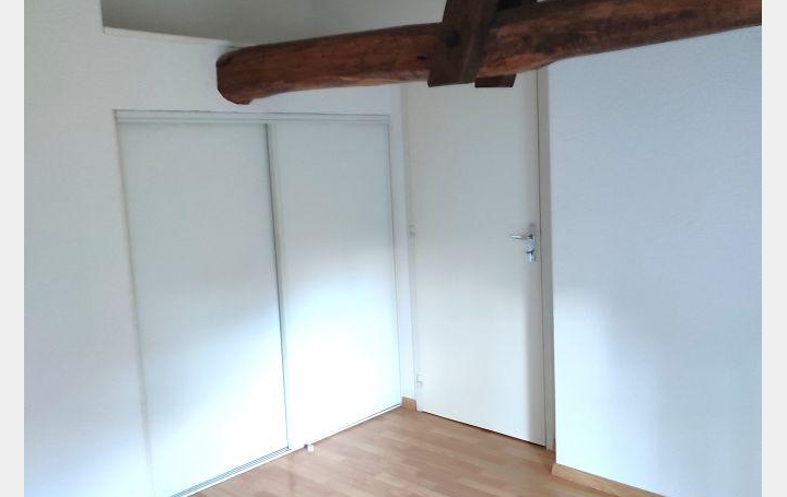 2 Pièces MOLIERES (82220)  54 m2 470 € 