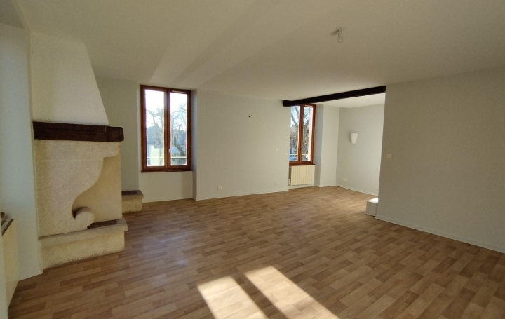 Appartement CASTELNAU-MONTRATIER (46170) 99 m<sup>2</sup> 667 € 