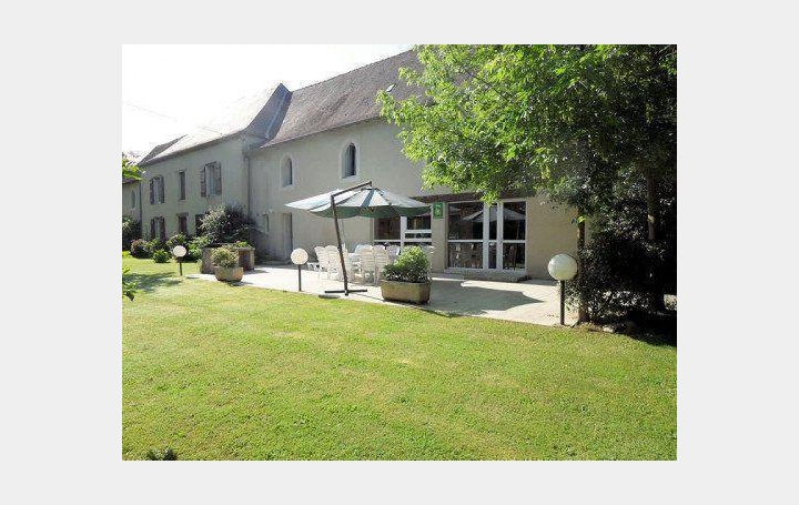 Réseau Immo-diffusion : Maison  PRUDHOMAT  600 m2 748 000 € 