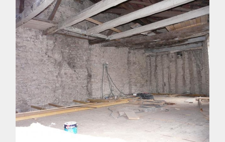 Maison CASTELNAU-MONTRATIER (46170)  100 m2 59 000 € 