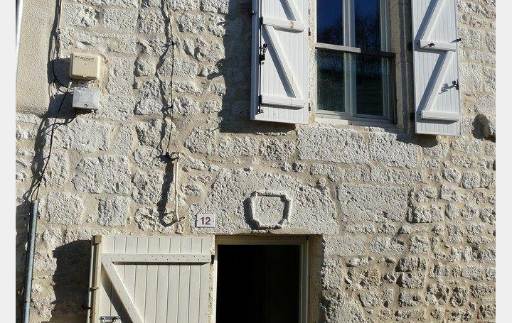 Réseau Immo-diffusion : Maison de village  CASTELNAU-MONTRATIER  110 m2 109 000 € 