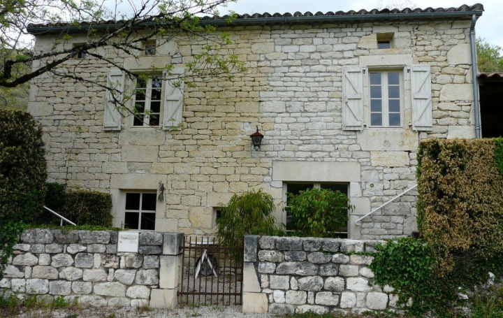 Réseau Immo-diffusion : Maison  CEZAC  75 m2 206 000 € 