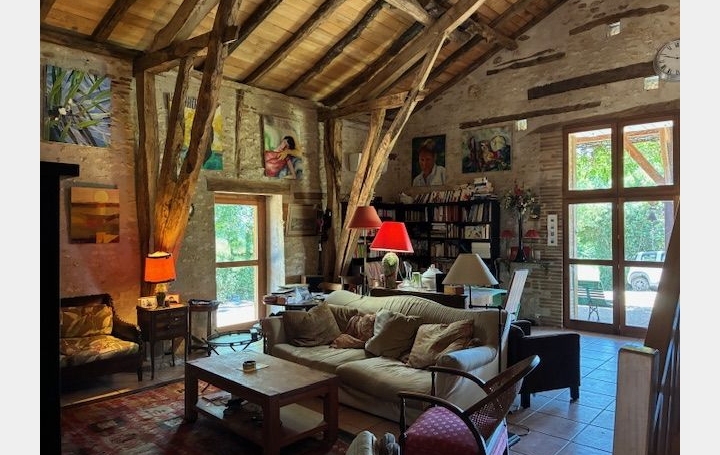 Maison CASTELNAU-MONTRATIER (46170)  194 m2 328 000 € 