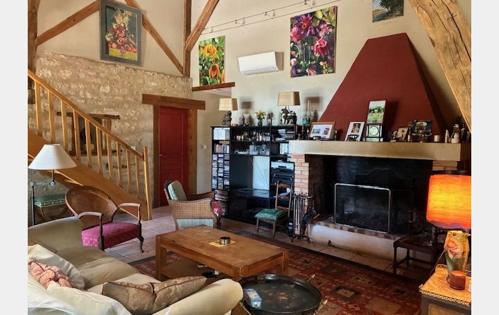 Maison CASTELNAU-MONTRATIER (46170)  194 m2 328 000 € 