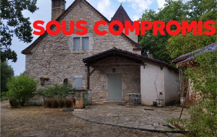 Réseau Immo-diffusion : Maison  ESCAMPS  204 m2 368 500 € 