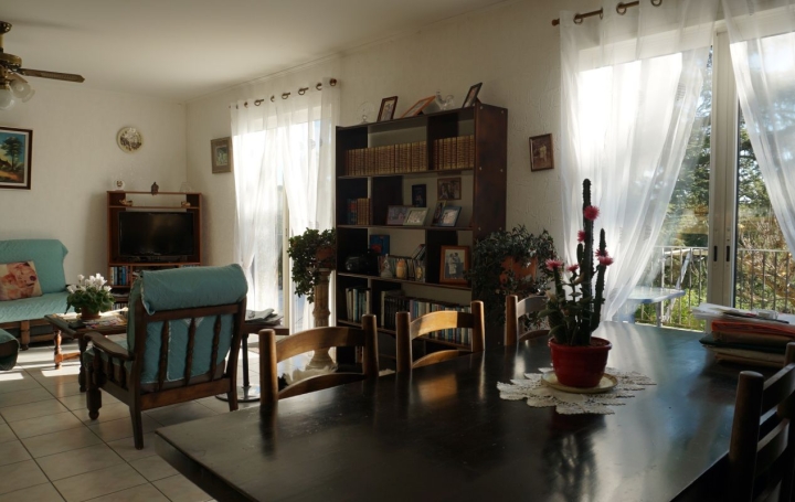 Maison CASTELNAU-MONTRATIER (46170)  95 m2 222 000 € 