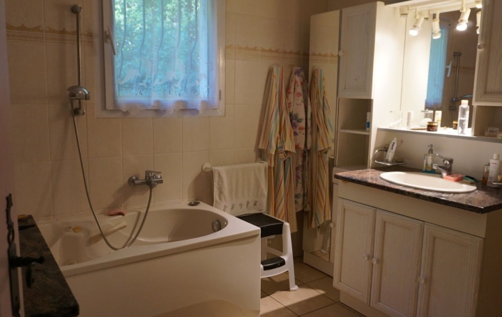 Maison CASTELNAU-MONTRATIER (46170)  95 m2 222 000 € 