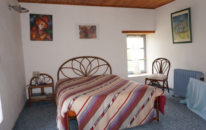 Maison CASTELNAU-MONTRATIER-SAINTE-ALAUZIE (46170)  92 m2 168 500 € 