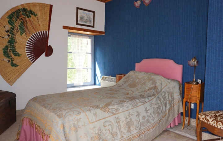 Maison CASTELNAU-MONTRATIER-SAINTE-ALAUZIE (46170)  92 m2 168 500 € 