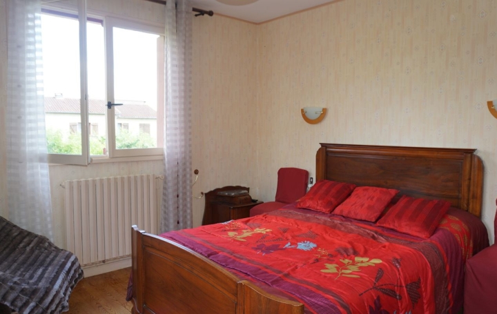 Maison CASTELNAU-MONTRATIER (46170)  141 m2 169 000 € 