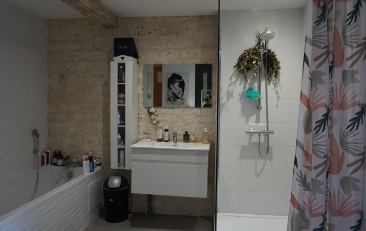 Maison MONTDOUMERC (46230)  234 m2 566 800 € 