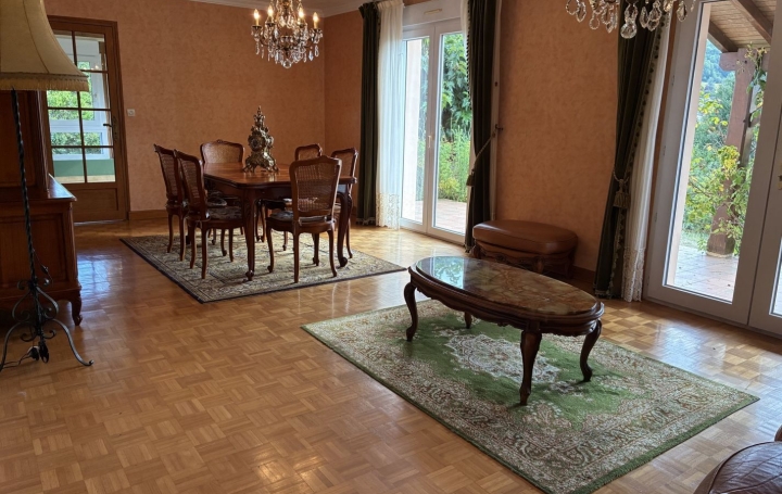 Maison MONTCUQ (46800)  154 m2 299 000 € 