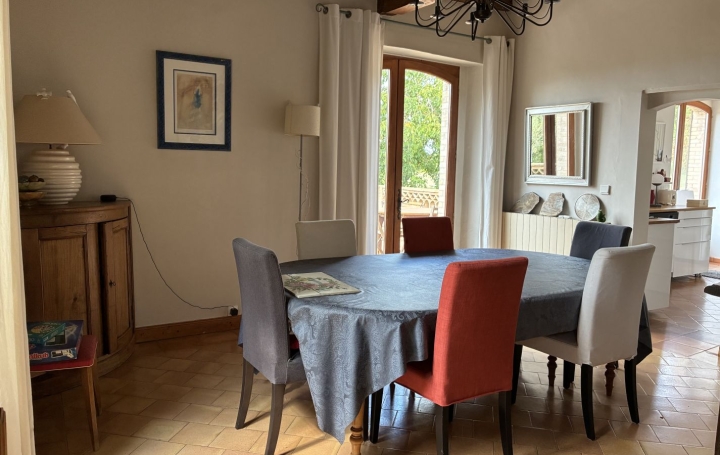 Mas MOLIERES (82220)  295 m2 649 000 € 