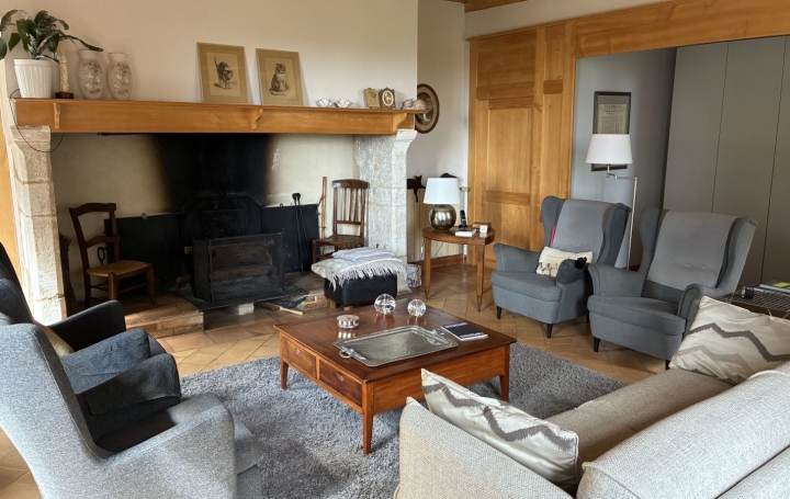 Mas MOLIERES (82220)  295 m2 649 000 € 